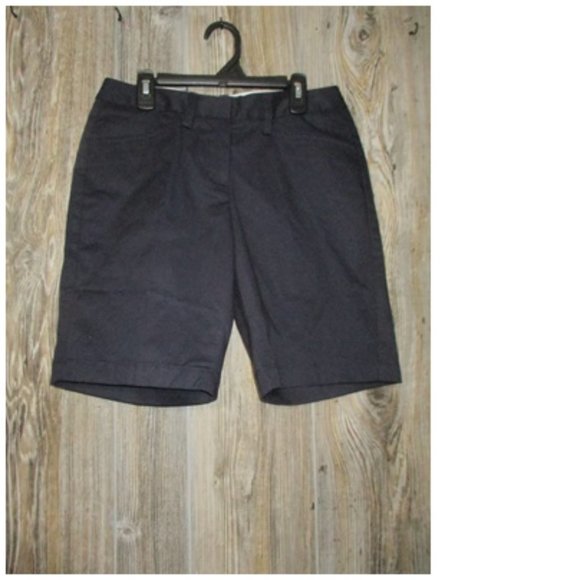 Land's End Outfitters Size 0 Petite Business Casual Black Shorts Msre 27.5x8 - Picture 1 of 9